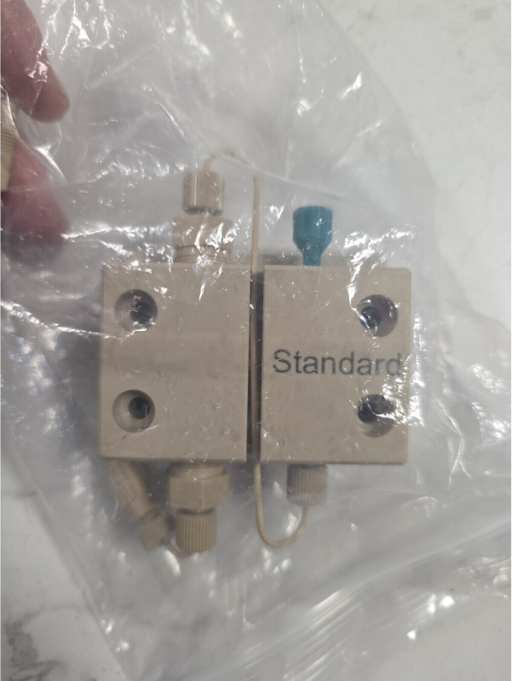 Metrohm pump head 62824100 - used read description
